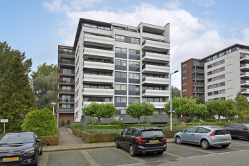 sha256:8a8d4ab56bb086f4b683e0fd9350b97dbde70c24a814723c71cd5cf731dc25c1