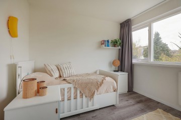 sha256:8c056e691b09707aef75bfb1d8cf0f59fc7a1700110dfa5b964848d2c38d4dbf