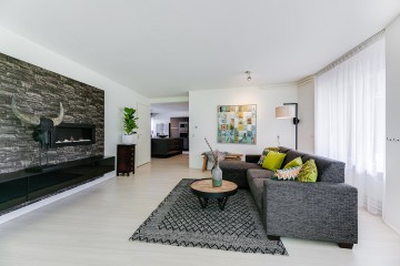 sha256:8c2bd50abd236cb9fb5fffc9f9c48a551fa15367fa18bd128fc23d98ecbd71d6