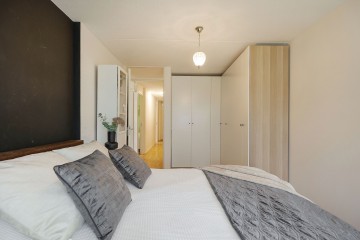 sha256:8da6a8d74acf7a8a900b005ca7564d63568f07f972aead4b04565bfab5198b3b