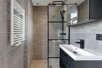 sha256:95762098fc1d9afd15289f674976ff6695879e96743142e4c5cafc80bd147e14