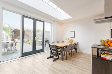 sha256:96aeec09293a71ed8835d02e52147d66f75dfae546399981b6bdd1a185f89140