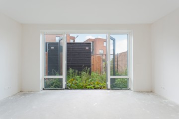 sha256:98878a6d15ae5ae95e108fa6e4adbf5799301101bb561ecd9a9867349c85cb3e