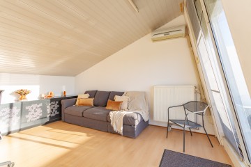 sha256:98d740874e00f88328e9be98bd64c9e83a7fbf206490ce421a08f332d726abf4