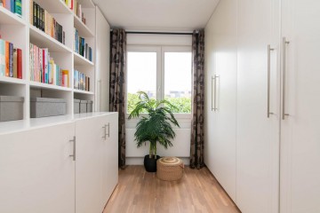 sha256:9934718c2ed4f97dae8f1207d15433bfbebfe08e0291f5666930deb3b2db1f61