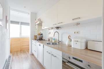 sha256:99c4047f5b82edb800061e234b8b8c56b4fc6ec6c28658a1df95deb544bc3061