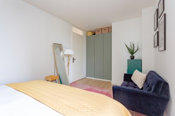 sha256:9bdd674cf881c782284250d9156d8858af2952dedba517d05b9f56ff32c549ef