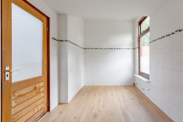 sha256:9e2e9860ac875a746a6b1ba97632ceae8139baf9c5d1741a0efdcd4e48803a42