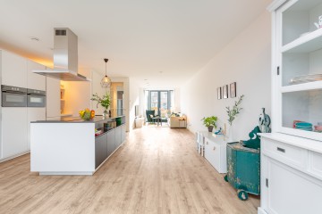 sha256:a073cb80c294e19e84fc0a642664c12a2121cb2d9c0f67b049bae531284683f4