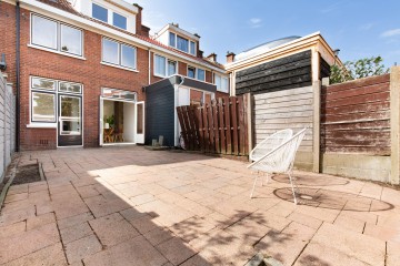 sha256:a357200dc813c32540140fccabb15ecf08f36af4a6e27e3a36f92ba8da7bdbe6