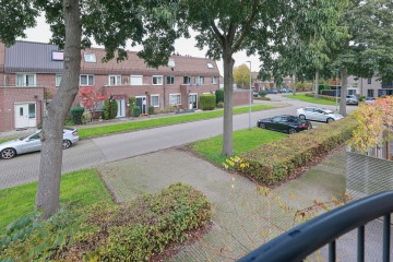 sha256:a4e4f3c8f6b5125fc52b9b1b9d3c3a9dd79011e5047c5fde3b83d47c03b21061