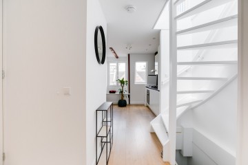 sha256:aa9d3d12f22af60c7f4f31bf447344a05b763ad6a182fdfe3c67af11bba88ee8