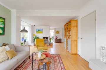 sha256:ac0fb92776a863f7f622ccdb0e5db999d5949d19e5673f69aad8a130c04bbf58