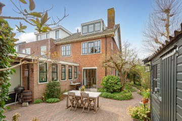 sha256:afd61338034a71e8d99bdba14e9700ac18b946ad762b31e40371b7c405ca7e71