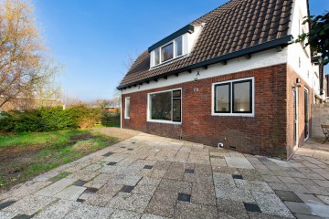 sha256:b22584f9edba4e70273a6236953f6f4aa198ba4e87aca5d1a27433e1f34d4b46