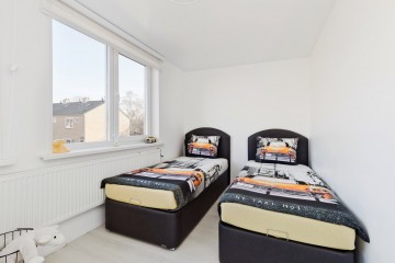 sha256:b4830517bcf250692cb303328ee160c264f197f73f261b872e9e7d77b041e7d1