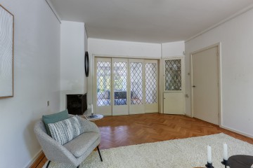 sha256:b687a0b4f31dfb1bc9a696aa6256ebabd03a24121e2c9d532d8ebced578fab0b