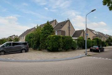 sha256:b8f5429b51ae69c8aa9de6d4d33636d74b9c477f68602f8cfd53f9e7e1eb2e7f