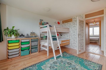 sha256:b9e22db2e70a1600fee0b29678b1b85a30e0aeaec218a400300b57be3559bfc5