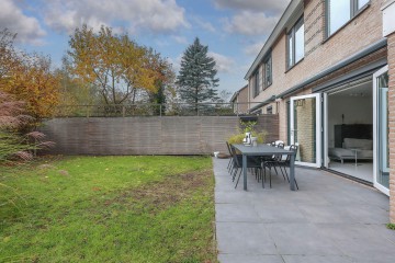 sha256:c228ef568d3fe54f412d8394cfa42f19c394a276934cb18d62faa2dc77f96ed4