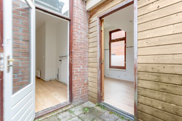 sha256:c6675474fb5db8ad5a957ed44d5957af42c97b336231c2431c1e28e7d43fdefb