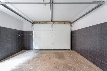 sha256:c8b4f4b244d3d9f1e0afd6026e0b8b2a9cff319a87e02c03565d3b686ecca6dc