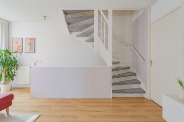 sha256:cf598ff9220e1e3bebbf3578e4061617ae6aeb9da06d63929a0797fc486b24aa