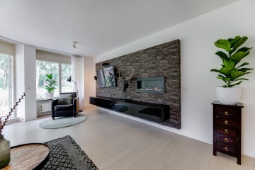 sha256:d24826bc1ae0fd281cb684fb5b23f61adb82d837378fd06f26aeacc90c9f8593