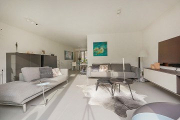 sha256:d28c9d44443950a79ce06764dbd8ecc00b45a9a8313dddc6103dd9beb97f4fbc