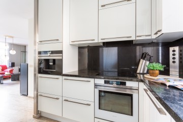 sha256:dba03445e229c68a0cc7cec79277a323cf86aa13f11a0f015740d5ea76d8b6df