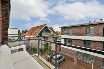 sha256:e007981a93f3819714ebc66272734a324f8cf96eafdc90d9e564155063f88984