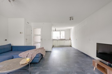 sha256:e106f9f7e7a70e13fc8ae585146ca1533ef9994ac5c8c4ba4d79eccca0e17b5e