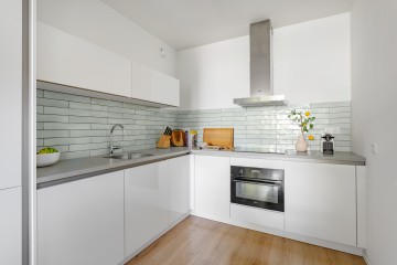 sha256:e62f9477966580ad66e13f6bcc1fc12d2d8db7fa4d297256da3e9b7bb001f390