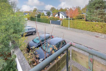 sha256:e9b9232ff4f9bc2cdb9c24d052a05b70c0d45423e8aeffdcc85138dfa48b752b