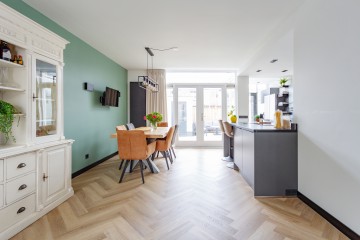 sha256:eaf2607ddd01ec56f15bb610217dfd5a72d3979ad61cf2ed42b195cf42bcc25a