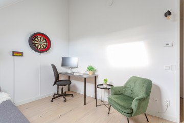 sha256:f01da10296465d96fcd35da2828c31952dc857e8bd2d4966bb90342c1c183e78