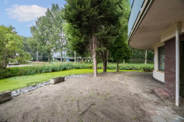 sha256:f0448ee0259e32a3543442db812a1376481614c3441d6f640c024e8a4d90dd49