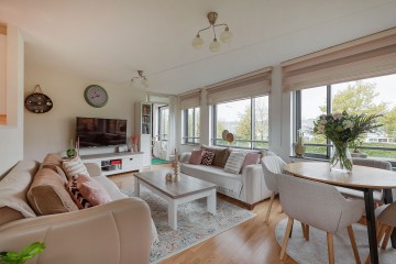 sha256:f16e61dc6d6dbce4ab8f3348bb5afc0fcfb0d62cb7b5f637bc950e0e248b5cfd