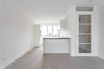 sha256:f3ff0a87932ce0a413d9b38d11f764b1cf6d50cde955bc4f3154e6ab1c953a8a