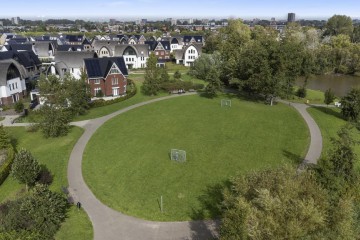 sha256:f5aa0629ee4eb05ce71cc73a5a93256d7e77ac568cd47c5624108352369ad748