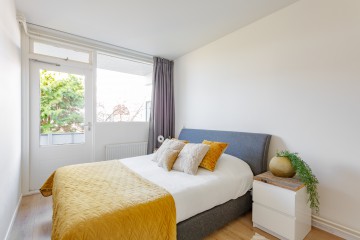 sha256:f9170b20f1a3b11c41a31e73d76a12f753098e7ba5dda5eebc8e93c76aab5f08