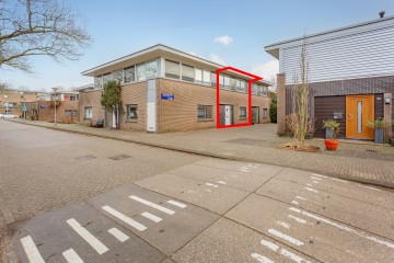 sha256:fa927a63ef88c6c07bc0686bb341abe6cbc4ead846f9646d4f0254279d09bc21