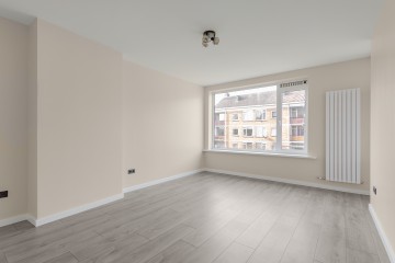 sha256:ff89201ff100c51c41a1db8b9852e59a0f48d56e7193078d321258f49e7ed425